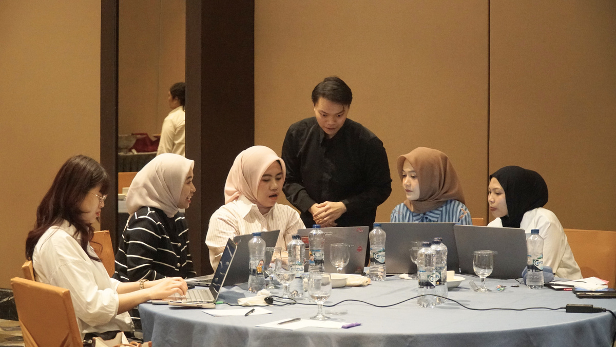 Hands-on workshop session with participants